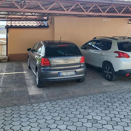 2 Bedroom Gorgeous In Appartamento *