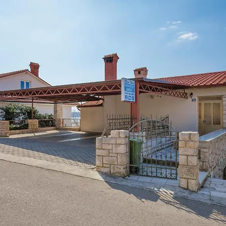 Appartamento 2 Bedroom Gorgeous In